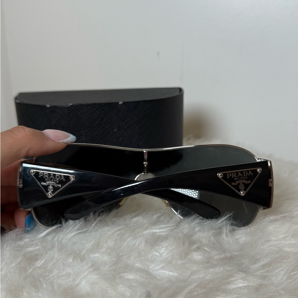 Prada Black Sunglasses - Picture 4 of 12